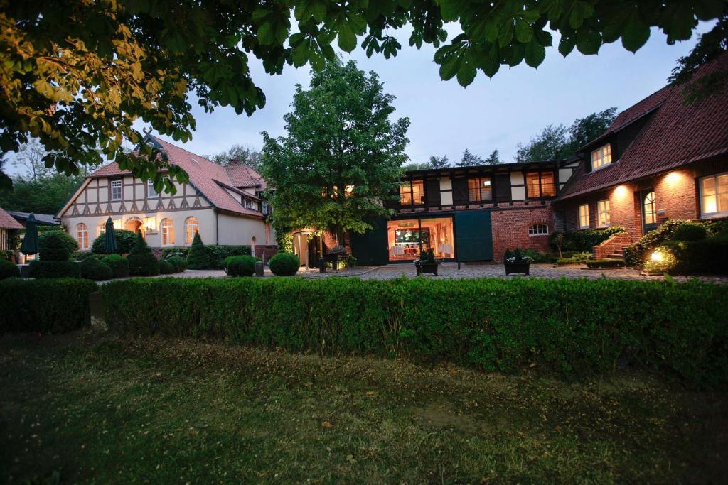 Hotel Zur Kloster-Muehle Gross Meckelsen Exteriör bild